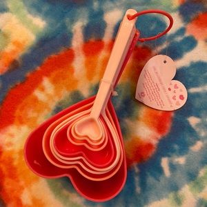 Target Valentines Heart Measuring cups/spoons